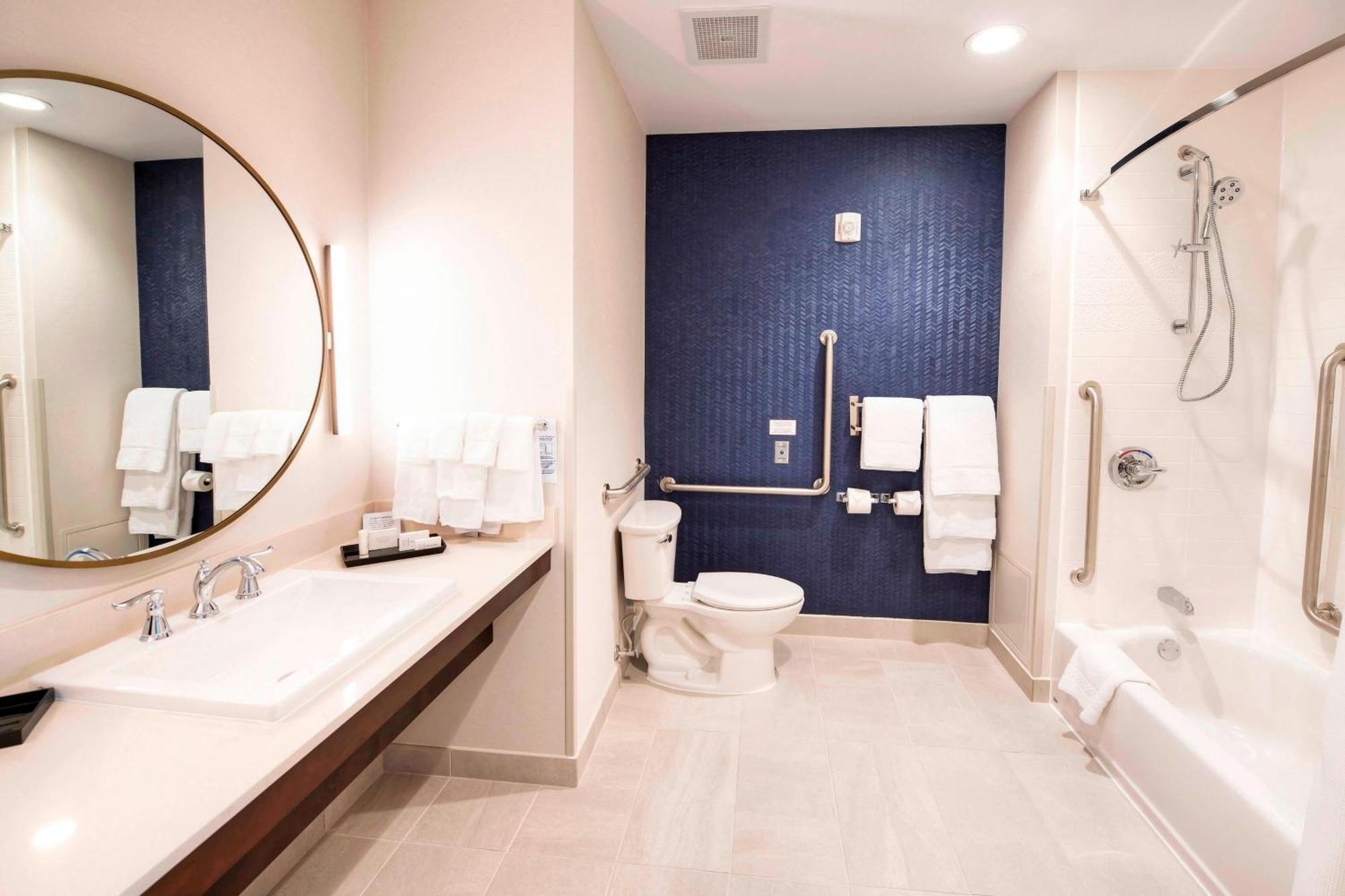 Fairfield Inn & Suites By Marriott Ottawa Airport Exterior foto
